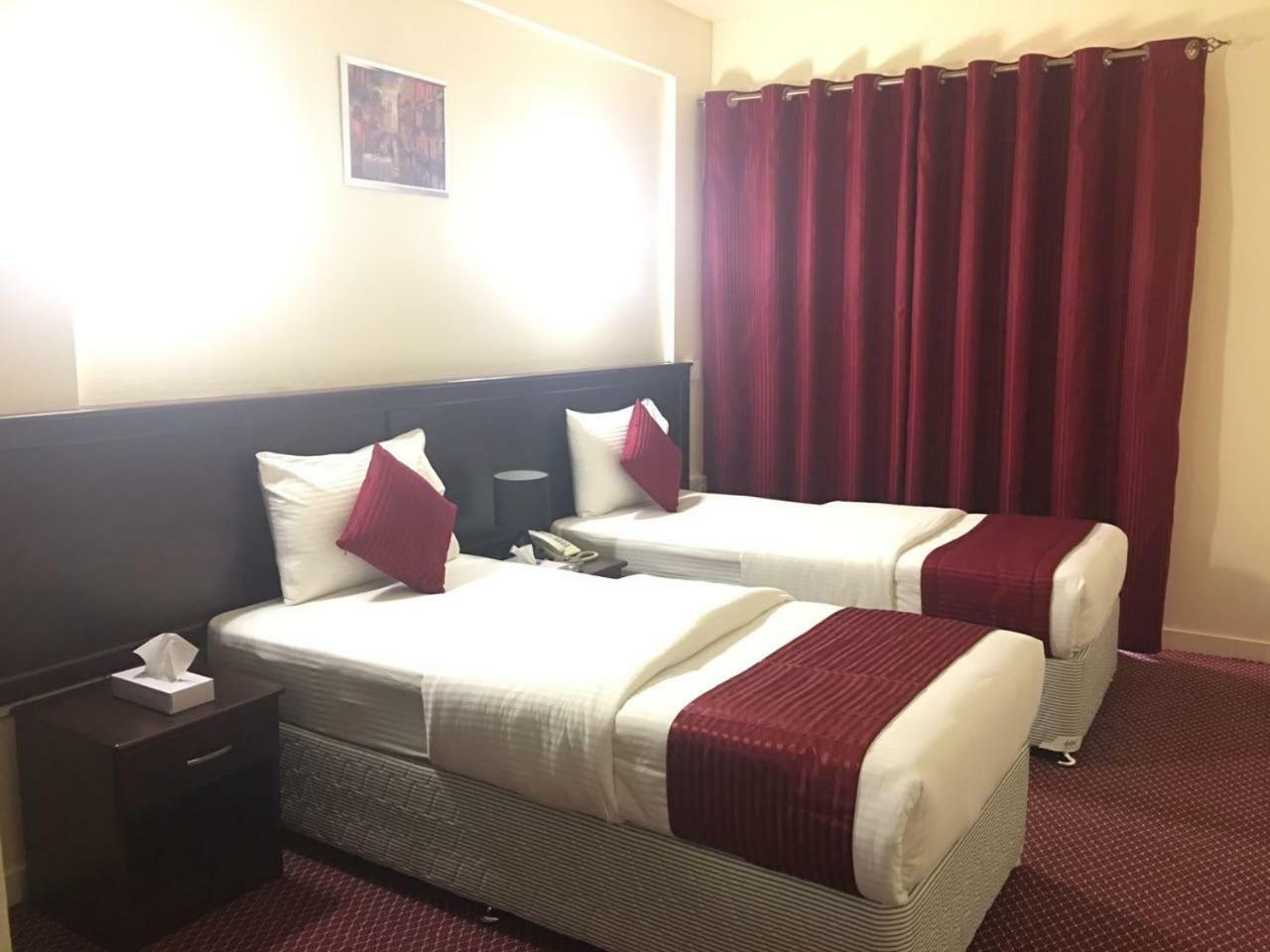Simba Hotel Дубай Екстер'єр фото